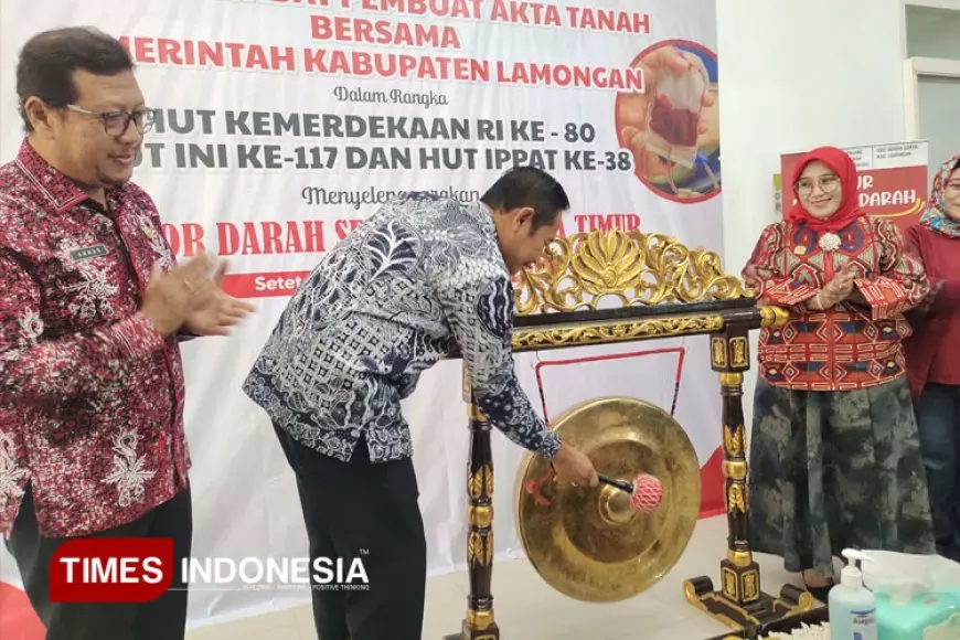 Peringati HUT RI, INI - IPPAT Gelar Donor Darah di PMI Lamongan