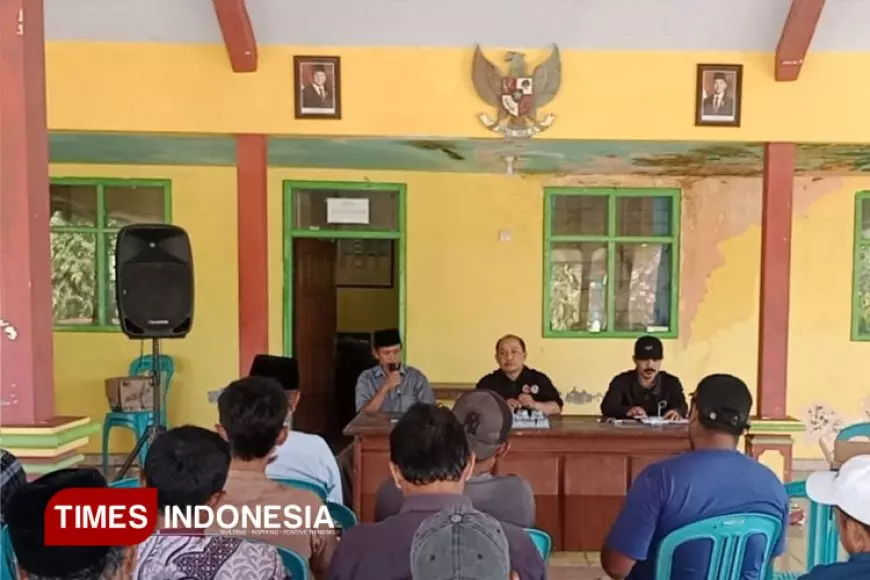 Kolaborasi Hutan Berkelanjutan: Perhutani KPH Malang Sosialisasi dan Dukungan Bibit Kelapa di Sindurejo