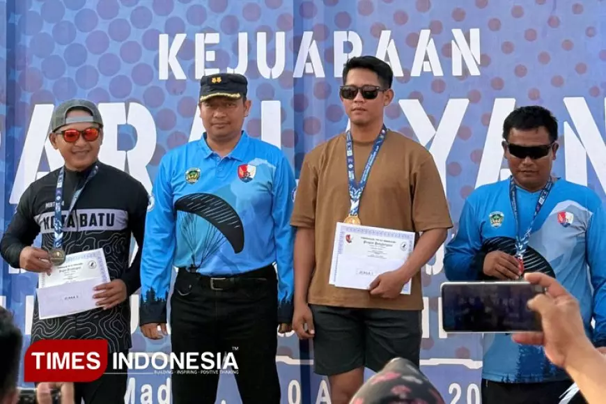 Anggota Kodim 0818/Malang&#45;Batu Juara 2 Kejuaraan Paralayang Danlanud Iswahyudi Cup 2025