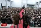 Tak Terkendali, Gelak Tawa Pecah Saat Danang Giri Sadewa Roasting Bareng Rektor di MATAF UM Gresik 2025