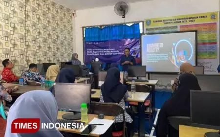 Dosen Unmuh Jember Dampingi Guru SLB Kenalkan Media Augmented Reality Berbasis Semiotik