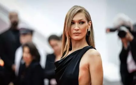 Mengenal Penyakit Lyme Disease yang Diidap Bella Hadid