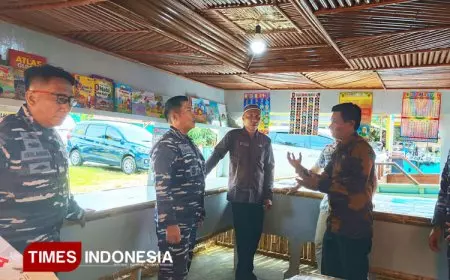 Cerdaskan Anak Bangsa, TNI AL dan Pemerintah Desa Tiley Kusu Morotai Kolaborasi Bangun Taman Baca