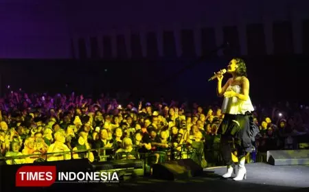 Kolaborasi Diskoria dan Andien Berhasil Menghibur Jazz Lovers Bank Jatim JTF