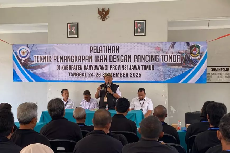 Dinas Perikanan Banyuwangi Dorong Nelayan Terapkan Praktik Tangkap Ramah Lingkungan