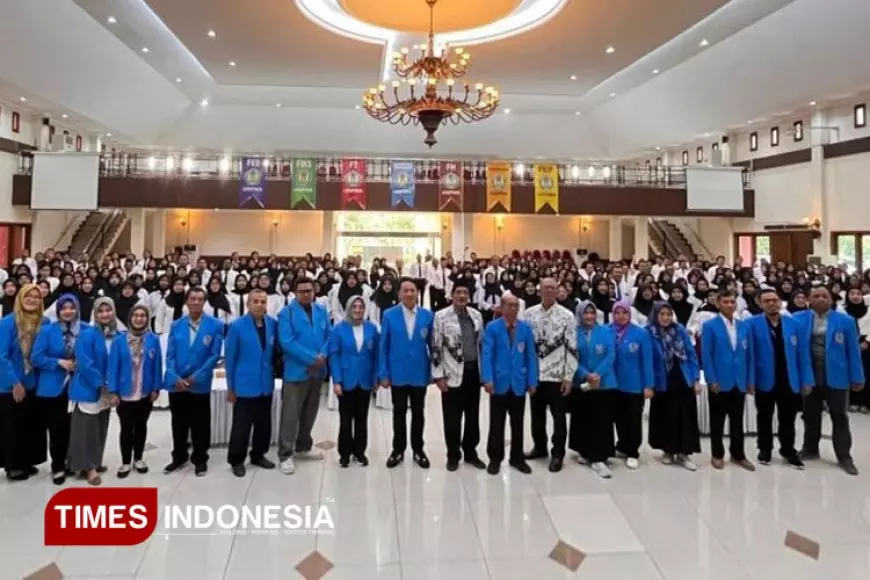 Gelar PKKMB Pascasarjana UNIPMA Madiun, 359 Mahasiswa Baru Siap Menjadi Generasi Unggul