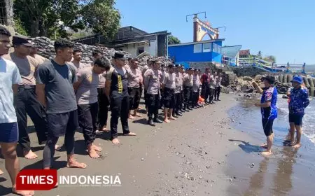 Sigap Jaga Selat Bali, Satpolairud Polresta Banyuwangi Asah Kemampuan SAR