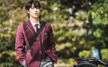 Hwang Inyeop Masih Pegang Rekor Peran Anak Sekolah, Terbaru di Dream to You