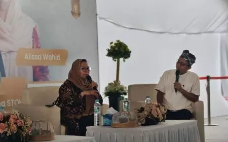 Tampil di Depan 1.500 Siswa Kendari, Habib Ja’far dan Alissa Wahid Jelaskan Makna Tepuk Sakinah