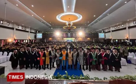 UNIPMA Luluskan 1.165 Wisudawan Unggulan, Rektor: Teruslah Menjadi Generasi Adaptif, Inovatif, dan Berintegritas