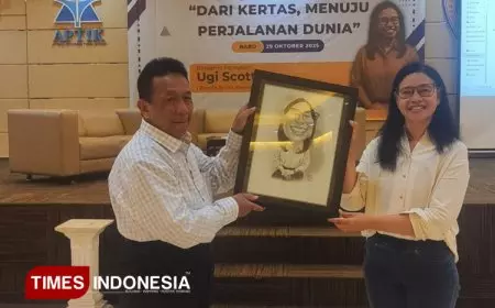 Universitas Katolik Widya Karya Malang Gelar Kuliah Tamu Datangkan Penulis Ugi Scott