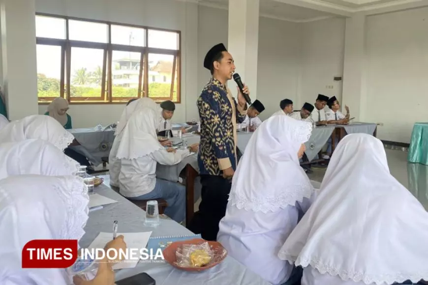 Cetak Kader Falak Modern, Mahasiswa FAI UNISMA Gelar RAK dengan Praktik Hisab Kiblat Digital