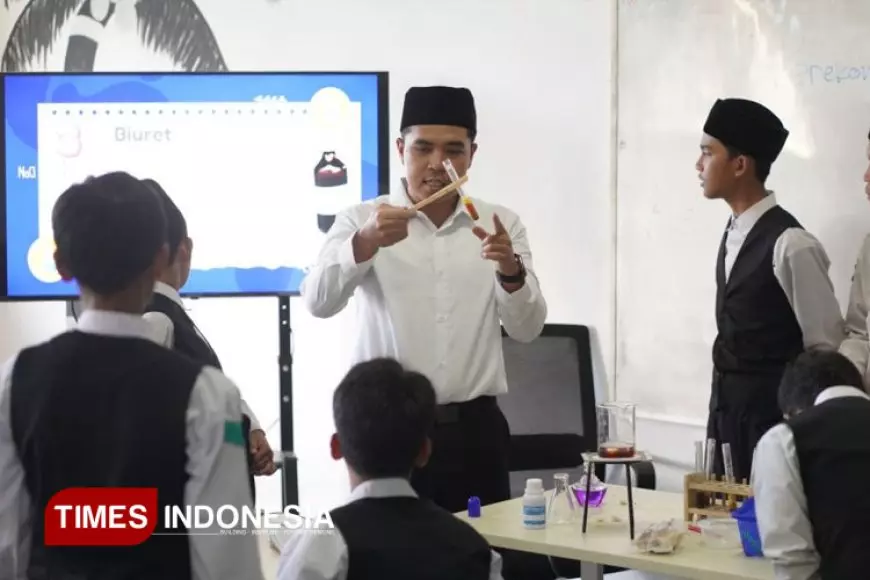 TISMA Siapkan Saintis Muslim Lewat Praktikum dan Olimpiade Sains