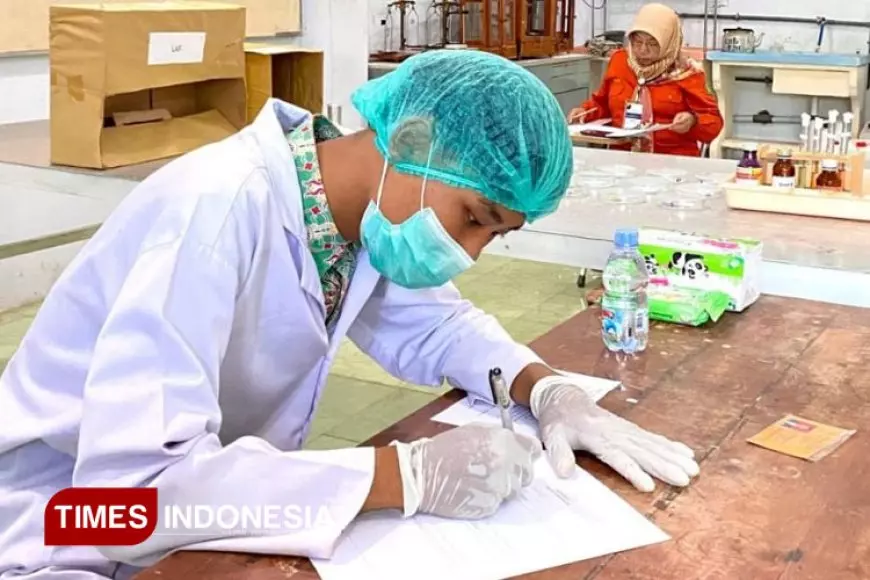 Kuliah di Akafarma Sunan Giri Ponorogo Prospek Karir Gemilang, Tracer Study Jadi Bukti