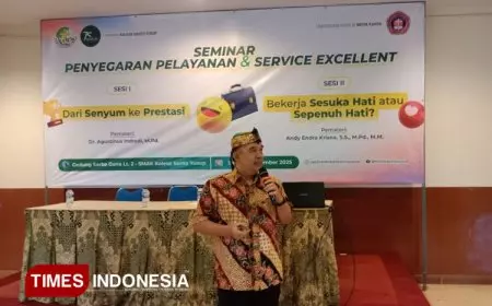 UKWK Kerjasama dengan Yayasan Kolese Santo Yusup Malang Gelar Seminar Service Excellent