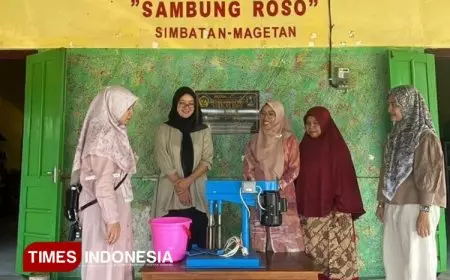 BEM Berdampak Unipma 2025 Gelar Pelatihan Alat Pencampur Warna di Batik Ciprat Sambung Roso
