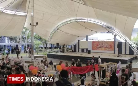 English Bazaar Polinema 2025 Wadahi Semangat Kewirausahaan Mahasiswa