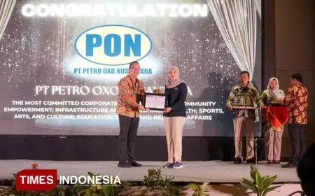 Petro Oxo Nusantara Raih Penghargaan CSR 2025 dari Pemkab Gresik