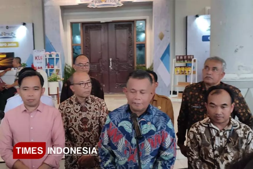 Perkuat UMKM, Wamen Helvi Yuni: Penciptaan Lapangan Kerja Baru Harga Mati