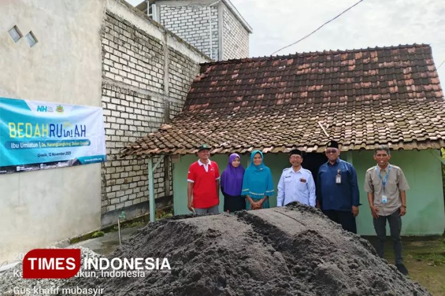 Senyum Umiyatun, Warga Gresik yang Rumahnya akan Disulap Jadi Layak Huni