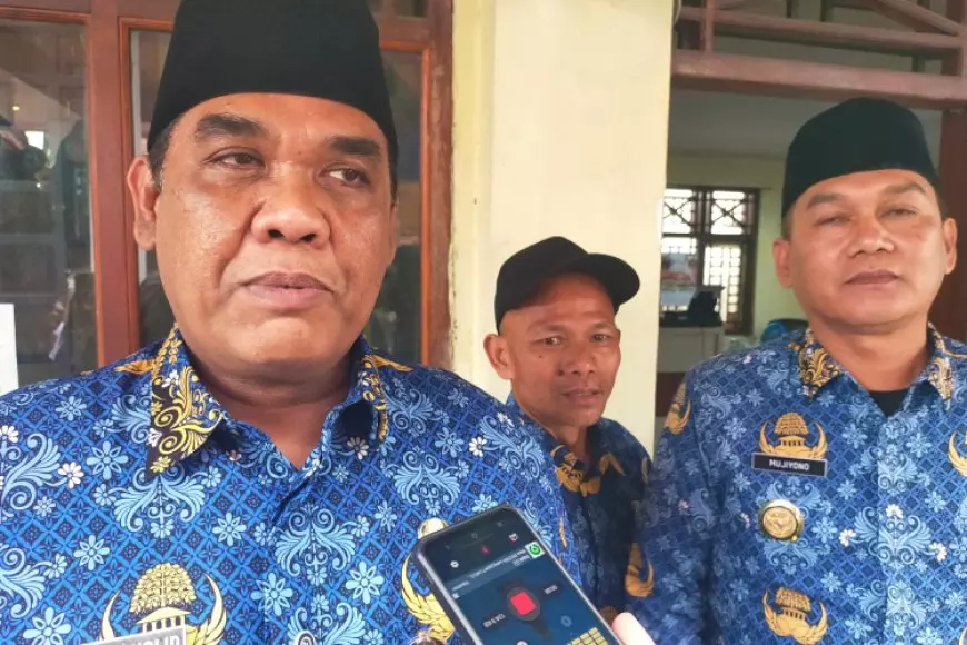 Wabup Tegal Ahmad Kholid Turun Tangan Sembako, Solusi dan Kejutan untuk Warga Desa Kalibakung