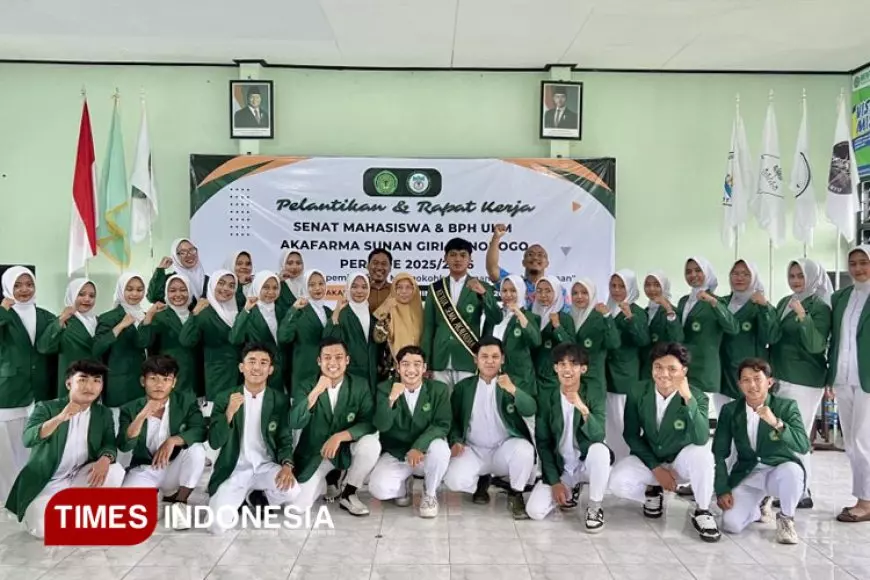 Dilantik Jadi Ketua Senat Mahasiswa Akafarma Sunan Giri Ponorogo, Ini Visi Misi Aula Rizqi Naura