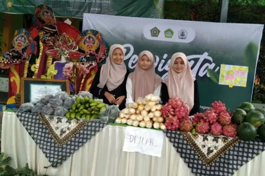 PENSIGENZI MAN 1 Malang Sukses Digelar, Siswa Tunjukkan Kreativitas dan Jiwa Kewirausahaan