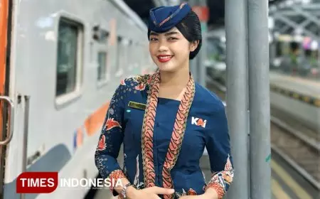 Kisah Pramugari Oktavia Dwi Untari Wujudkan Mimpi Ibunda, Pilar Tunggal Sejak Papa Tiada