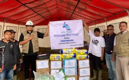 PJT I Salurkan Bantuan Kemanusiaan untuk Korban Banjir dan Longsor di Sumatera
