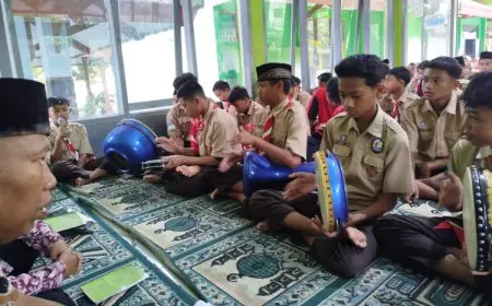 Shalawatan Tiap Jumat, Cara SMPN 2 Tegalombo Pacitan Perkuat Pendidikan Karakter