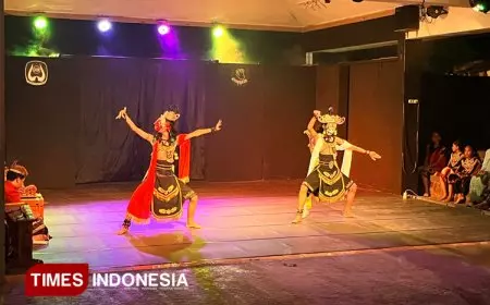 Libatkan Banyak Generasi, Ketua DPRD Kota Malang Sebut Pagelaran Topeng Wayang Panji Laras Jadi Potensi Besar Wisata