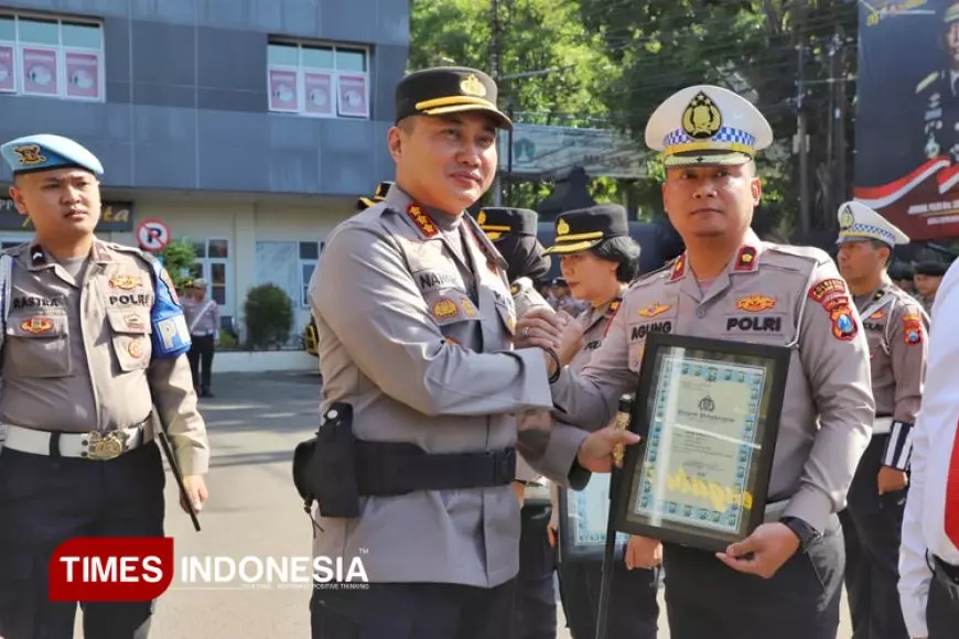 33 Personel Berprestasi Dapat Penghargaan, Kapolresta Malang Kota Komitmen Kuat Mengabdi dan Santun Melayani