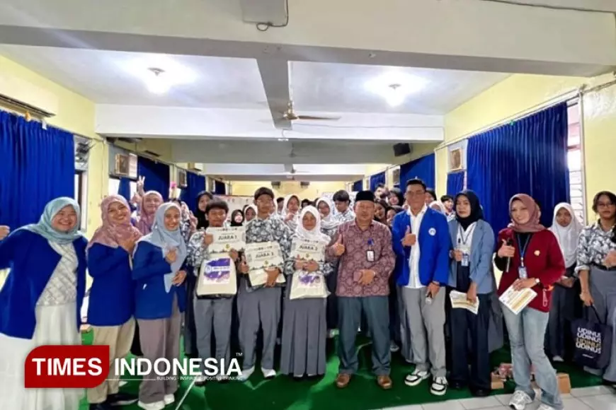 Mahasiswa Ilkom Udinus Gelar Kampanye Literasi Digital COMLIDIA 2025, Bahas Etika Penggunaan Generatif AI