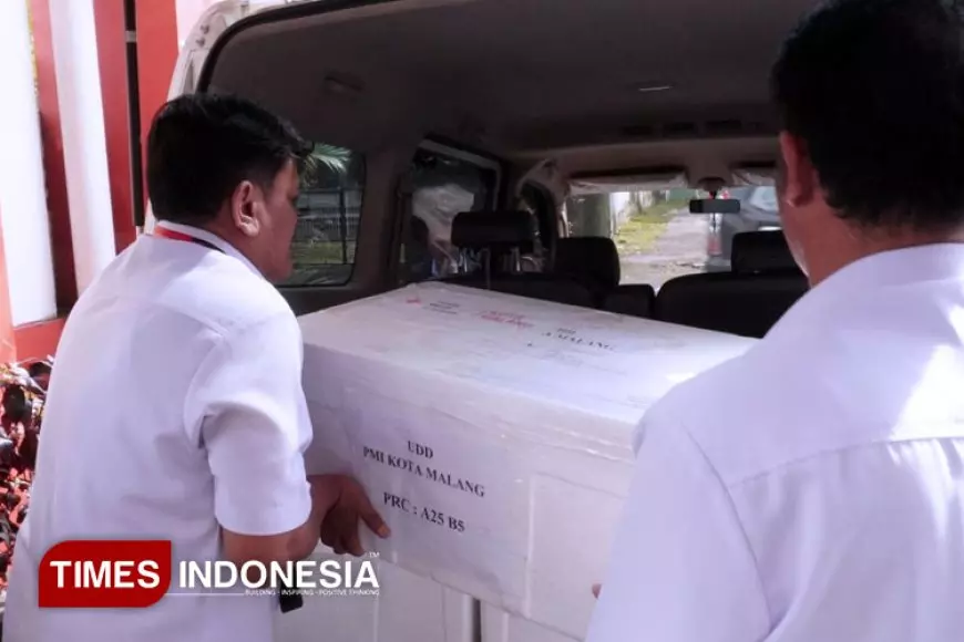 PMI Kota Malang Kirim 100 Kantong Darah untuk Bantu Korban Bencana di Sumatera Utara dan Aceh