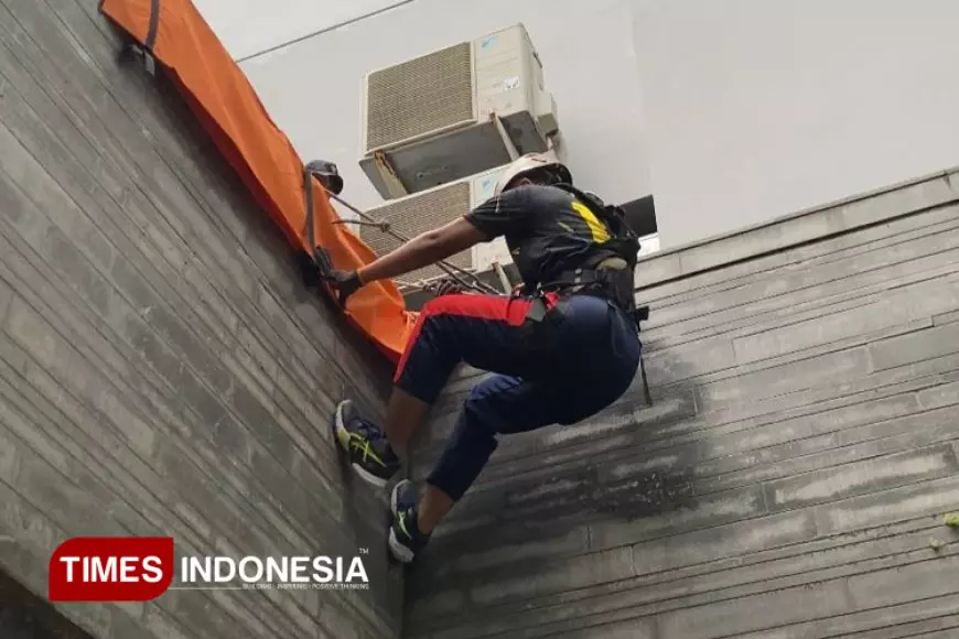 Perkuat Respons Darurat, Kokoon Hotel Banyuwangi Gandeng Basarnas Gelar Pelatihan Pertolongan Vertikal