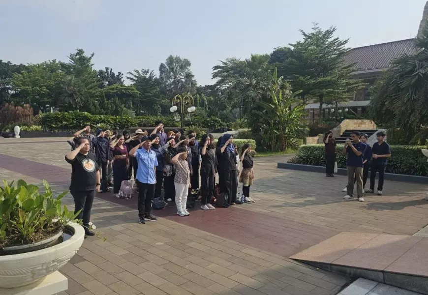 Sakala Jiwa Ajak Remaja Menyusuri Nilai Hidup di Makam Pahlawan Kalibata