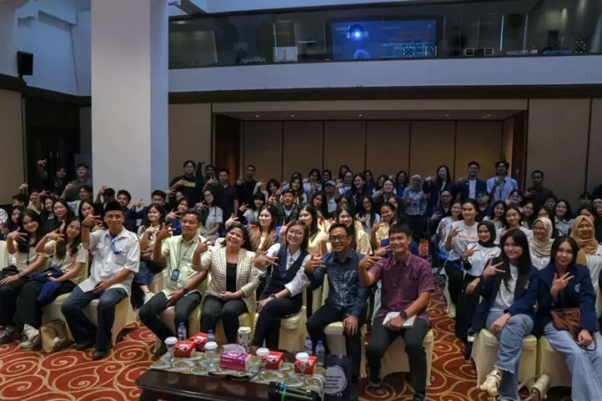 Kolaborasi Kampus, Industri, dan Budaya: Mahasiswa Prasetiya Mulya Gelar UAS Kreatif Bersama The Overtunes