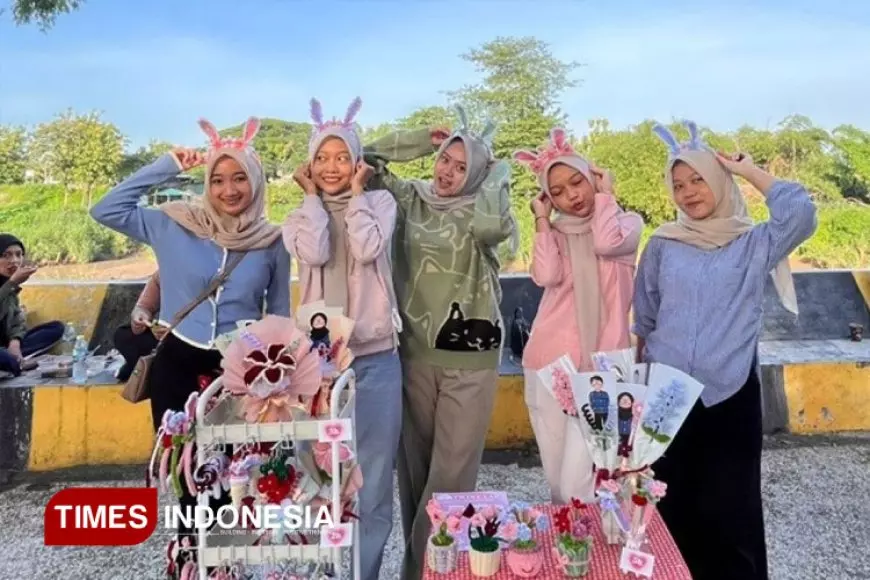 Dari Kawat Bulu Jadi Peluang Usaha, Mahasiswa PBSI UNIPMA Buktikan Kreativitas Bisa Jadi Cuan