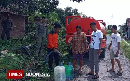 PBD Bondowoso Suplai Air Bersih untuk 420 KK Terdampak Longsor di Desa Klekean