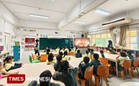 Mahasiswa Unipma Madiun Perkenalkan Budaya Nusantara di Thailand