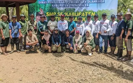 Kolaborasi Riset Lapangan oleh UPN Veteran dan Desa Wonocoyo sebagai Manifestasi Blue Economy di Pesisir Trenggalek