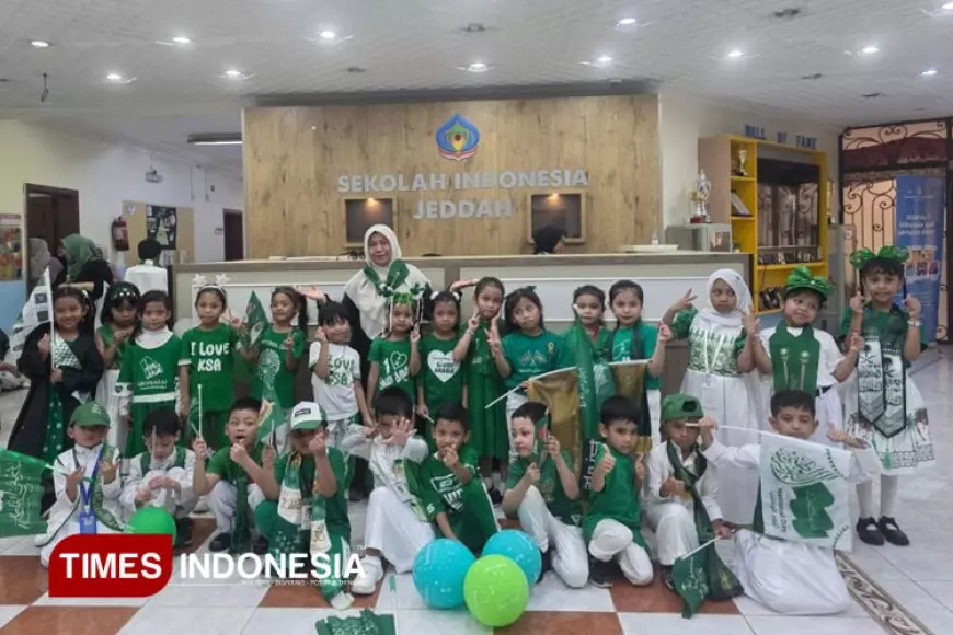 Mengabdi dari Tanah Suci, Nurjamilah Alumni UNISMA Menjadi Guru PAI di Sekolah Indonesia Jeddah