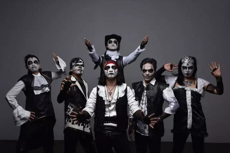 Viral Lagu “Tak Diberi Tulang Lagi” Disebut Sindiran Slank, Benarkah Karya Kuburan Band?