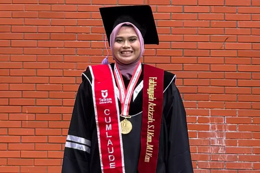 Fathiyyah Azizah: Dosen Muda Fast Track dengan Kepemimpinan Intelektual