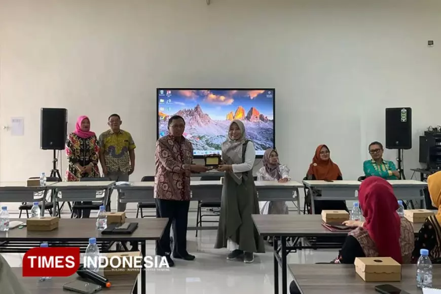 Prodi Akuntansi FEB UWG Malang Tancap Gas Reakreditasi UNGGUL, Gandeng ITB Widya Gama Lumajang Review Kurikulum